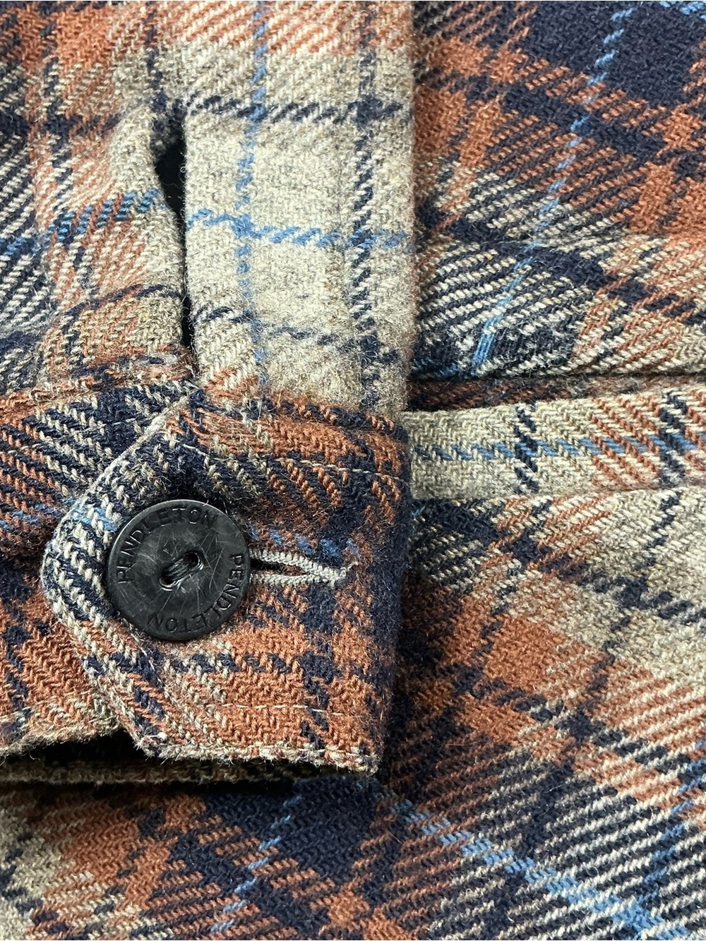 Vintage Pendleton 70s 100% wool plaid button front jacket USA made size medium - Picture 5 of 6